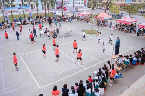 1352824659045289874 (2).jpg